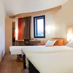 Ibis Gerland Musee Des Confluences 3*
