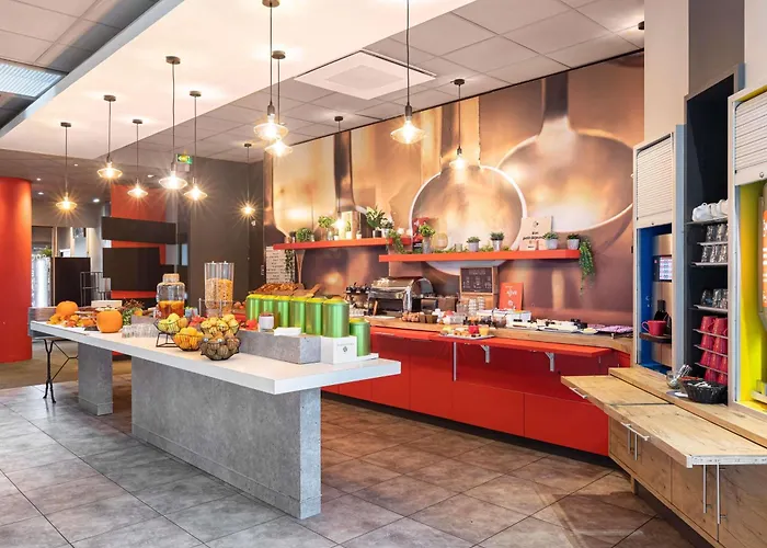 Ibis Gerland Musee Des Confluences Lyon