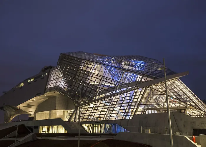 Ibis Gerland Musee Des Confluences Lyon