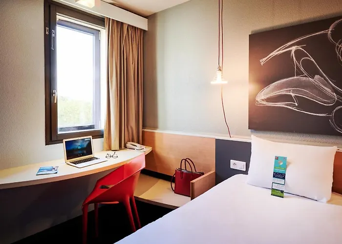 Hotel Ibis Gerland Musée Des Confluences Lyon