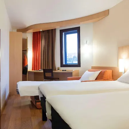Ibis Gerland Musee Des Confluences 3*
