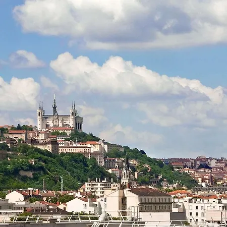 Ibis Gerland Musee Des Confluences 3* Lyon