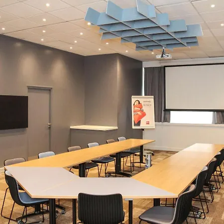 Hotel Ibis Gerland Musee Des Confluences Lyon