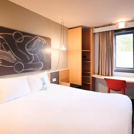 Ibis Gerland Musee Des Confluences 3* Lyon
